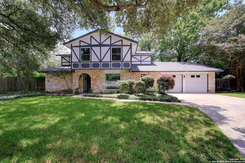 4800 Los Reyes St, San Antonio, TX, 78233-5806 | Card Image