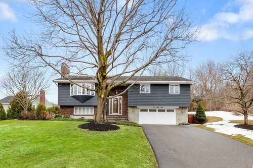 5 Willson Rd, Salem, MA, 01970-2873 | Card Image