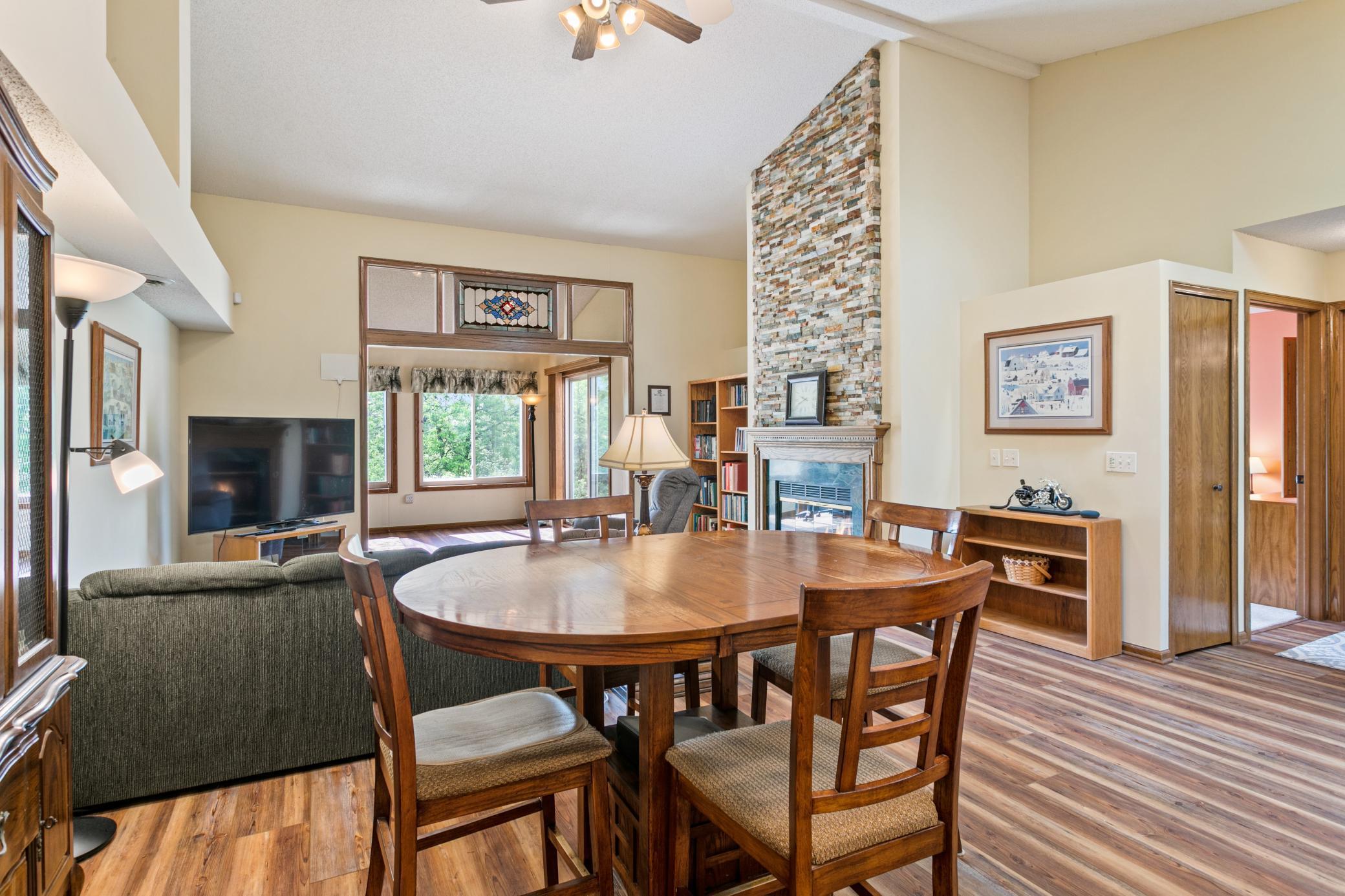 Ojibway Park Bay , Saint Paul, MN 55125
