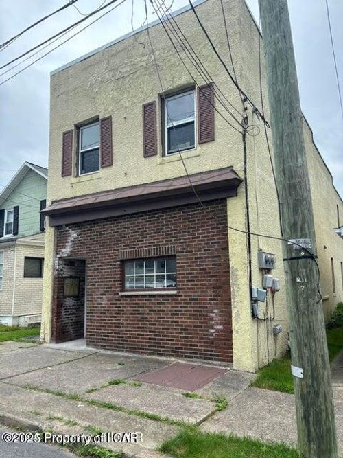 apt-1-305 E Broad St, Nanticoke, PA, 18634-2535 | Card Image