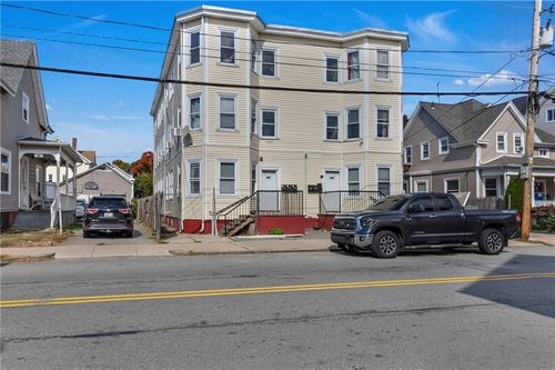 1-111 Pocasset Ave, Providence, RI, 02909-4556 | Card Image