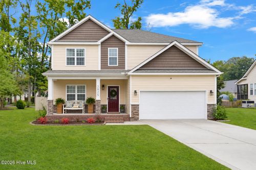 2825 Little Gem Cir, Winterville, NC, 28590-7910 | Card Image