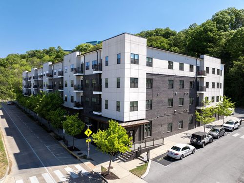 208-782 Riverfront Pkwy, Chattanooga, TN, 37402-1622 | Card Image