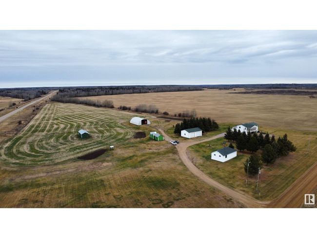 240048 Township Road 630, House other with 6 bedrooms, 4 bathrooms and null parking in Rochester AB | Image 44