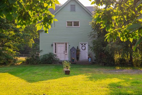 29 River St, Charlestown, NH, 03603-4913 | Card Image