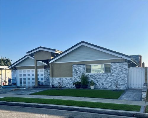 9842 Cheshire Ave, Westminster, CA, 92683-5773 | Card Image