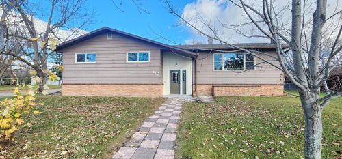 1104 6th St Sw, Wadena, MN, 56482-1933 | Card Image