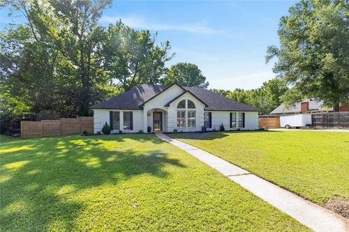 111 Honeysuckle, New Boston, TX, 75570 | Card Image