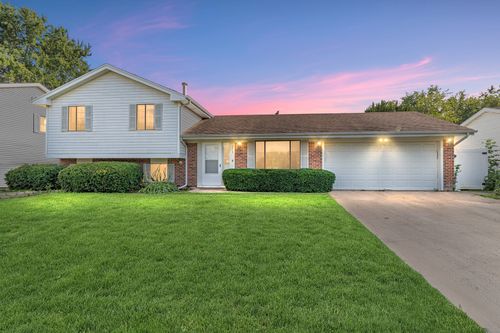 2315 Stepstone Ln, Hanover Park, IL, 60133-6042 | Card Image