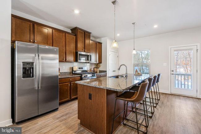 19807 Community Ter, Townhouse with 3 bedrooms, 3 bathrooms and null parking in MONTGOMERY VILLAGE MD | Image 11