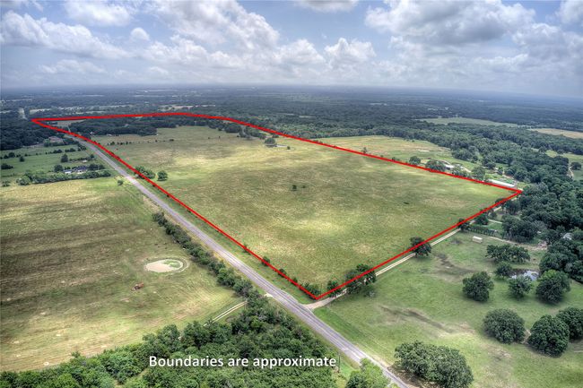17133 Farm Road 1567 W, Home with 2 bedrooms, 1 bathrooms and null parking in Lone Oak TX | Image 40