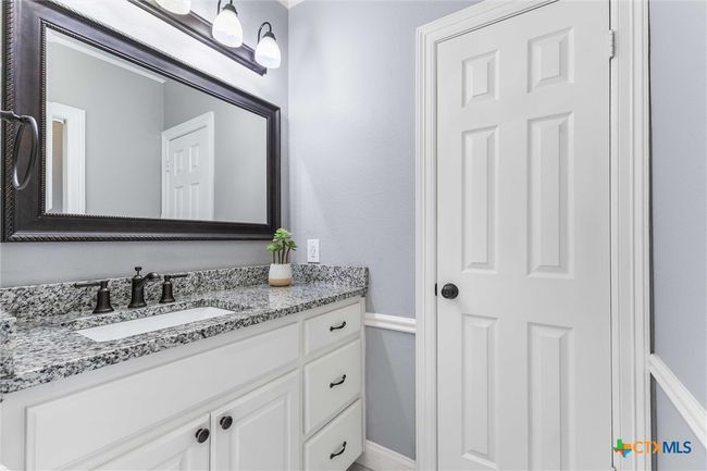 588 Austin Hines Dr, House other with 4 bedrooms, 3 bathrooms and null parking in China Spring TX | Image 13