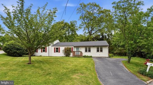 25 Carol Ln, MALVERN, PA, 19355-2049 | Card Image