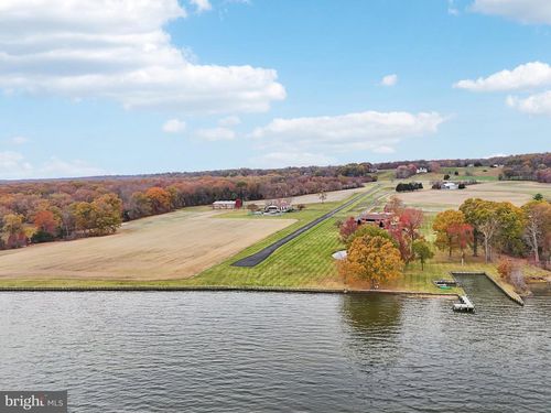 9100 Lanseair Farm, WELCOME, MD, 20693-3402 | Card Image