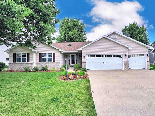 W5866 Easter Lily Drive, HARRISON, WI, 54915 | Card Image