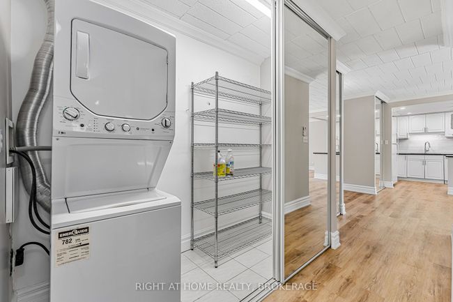 102 - 20 John St, Condo with 2 bedrooms, 1 bathrooms and 3 parking in Grimsby ON | Image 22
