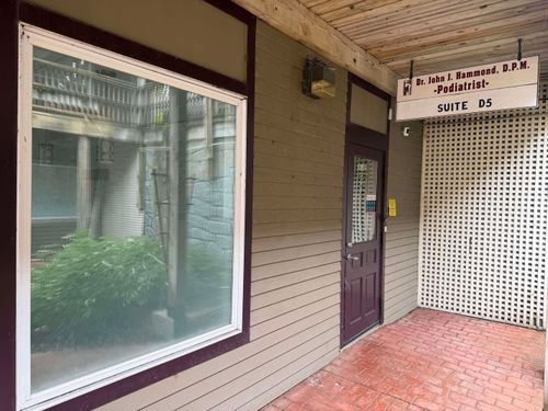 d5-29 Mill St, Wolfeboro, NH, 03894-4328 | Card Image