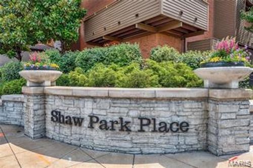 apt-3j-250 S Brentwood Blvd, Saint Louis, MO, 63105-1671 | Card Image