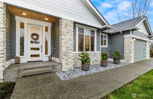 12902 129th St Ne, Lake Stevens, WA, 98258-8399 | Card Image