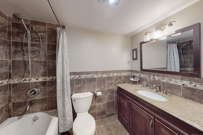6 High View Cir, House other with 4 bedrooms, 3 bathrooms and null parking in Danbury CT | Image 23