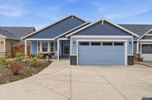 411 Sw Oregon Falls Dr, Dallas, OR, 97338-1973 | Card Image