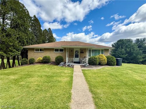 115 Nancy St, Weirton, WV, 26062-9641 | Card Image