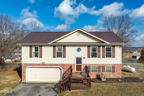 115 Maple Ridge Dr, Jonesborough, TN, 37659-3179 | Card Image