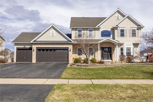 31 Aston Villa, North Chili, NY, 14514-9817 | Card Image