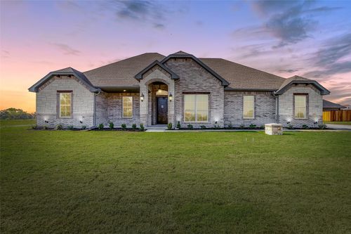 1901 Johnnie Dr, Springtown, TX, 76082-5491 | Card Image