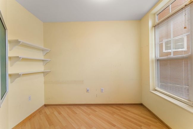 Sun Room / den / office | Image 12