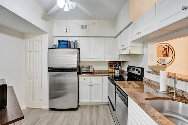 2113 Tuscany Way, Condo with 2 bedrooms, 2 bathrooms and null parking in Boynton Beach FL | Image 20