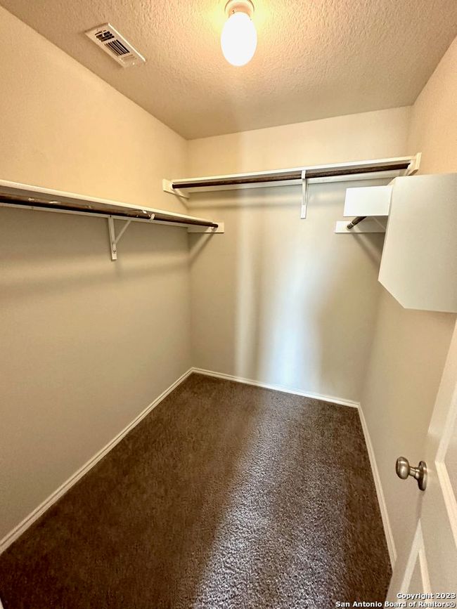 5206 Everett Loop, House other with 3 bedrooms, 2 bathrooms and null parking in Converse TX | Image 7