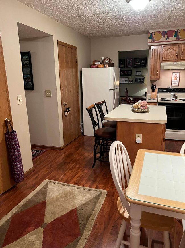 946 Lateglow Ct, House other with 3 bedrooms, 3 bathrooms and null parking in Newark OH | Image 14