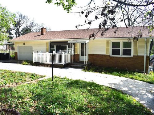 5405 Leona St, Saint Joseph, MO, 64504-1860 | Card Image