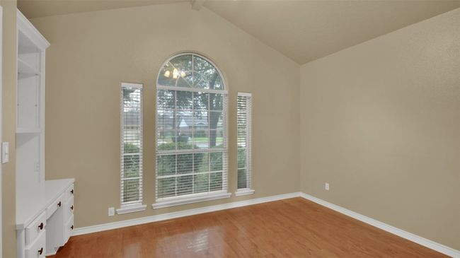 2300 Willow Ln, House other with 3 bedrooms, 2 bathrooms and 4 parking in Taylor TX | Image 29