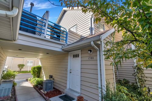 1388 W Ocean Ct, Taylorsville, UT, 84123-5886 | Card Image