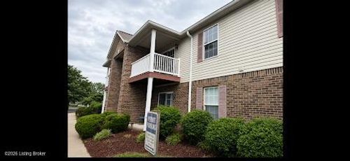 6-7801 Alfred Schlatter Dr, Louisville, KY, 40214-3871 | Card Image