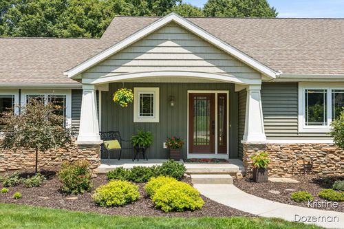 8891 Oneal Woods Ct Se, Alto, MI, 49302-8919 | Card Image