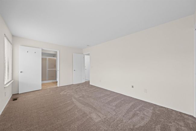 Private primary bath | Image 19