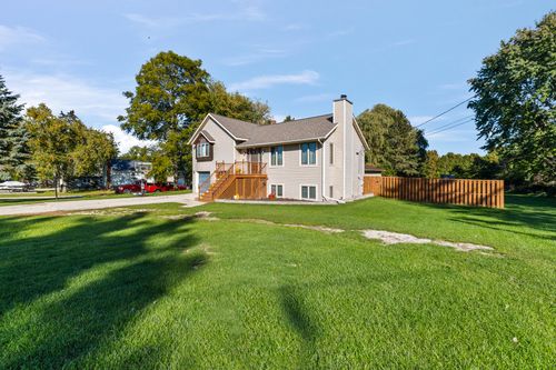 2307 N 40th St, Sheboygan, WI, 53083-3504 | Card Image