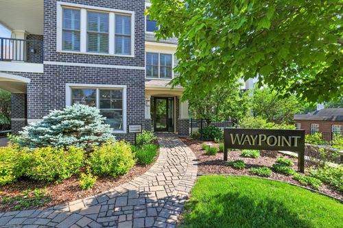 apt-203-415 Indian Mound St, Wayzata, MN, 55391-4712 | Card Image