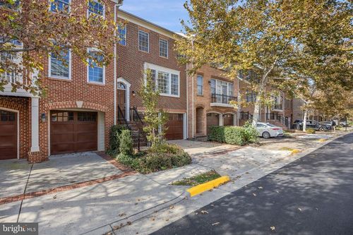 115 Herndon Mill Cir, HERNDON, VA, 20170-4483 | Card Image