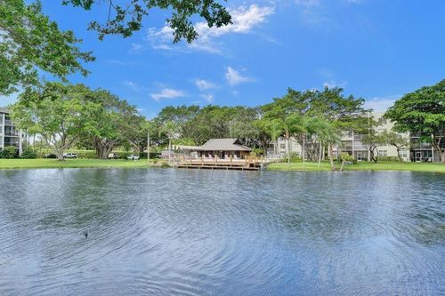 apt-406-9230 Lagoon Pl, Davie, FL, 33324-6716 | Card Image