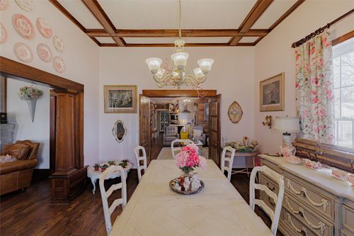 403 W Franklin St, Alvord, TX, 76225-5310 | Card Image