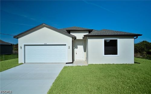 539 Greenbriar Blvd, LEHIGH ACRES, FL, 33972-1141 | Card Image