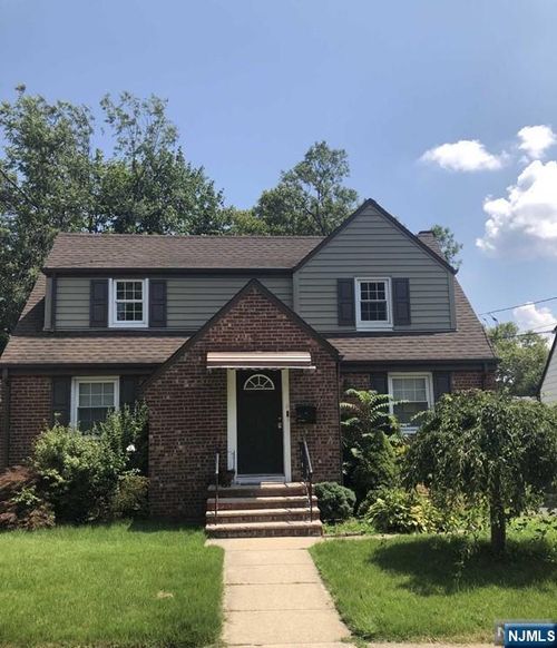 3-33 31st St, Fair Lawn, NJ, 07410-3941 | Card Image