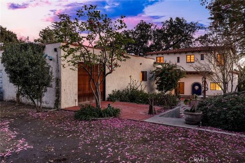 725 W Hillcrest Blvd, Monrovia, CA, 91016-1528 | Card Image