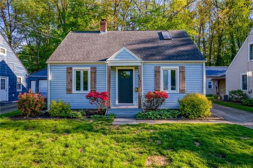 885 Overlook Ave, Ravenna, OH, 44266-2631 | Card Image