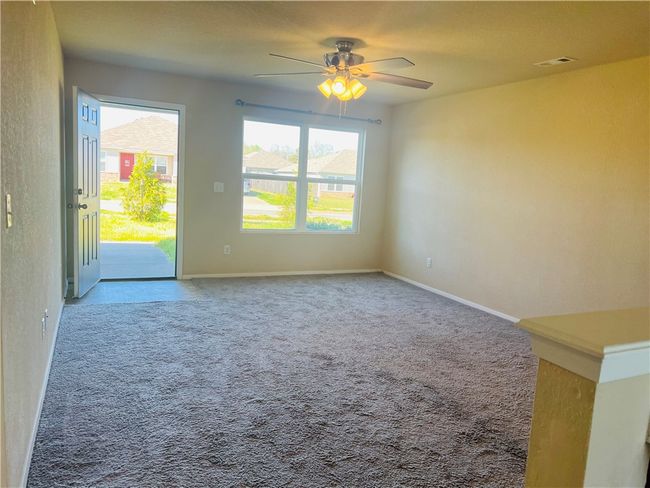 713 Nw 70 Th Ave, House other with 3 bedrooms, 2 bathrooms and null parking in Bentonville AR | Image 5