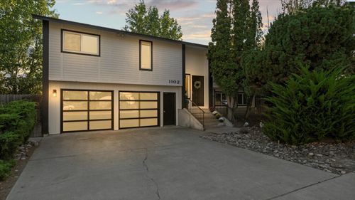 1102 S Lincoln St, Kennewick, WA, 99338-1411 | Card Image
